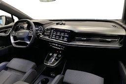 harmaa Audi Q4 e-tron 2023 kuva 9.