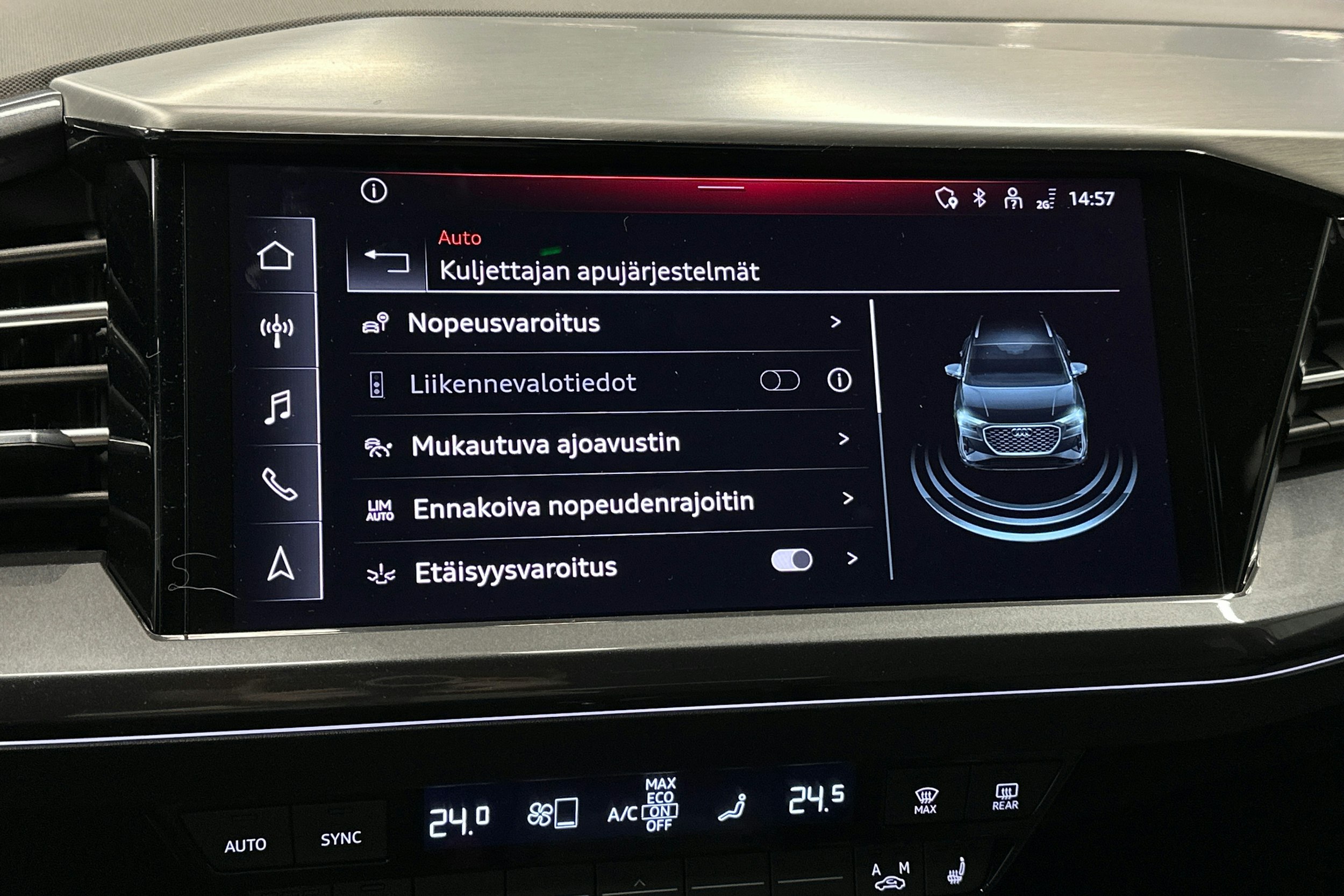 harmaa Audi Q4 e-tron 2023 kuva 24.