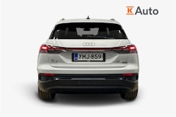 valkoinen Audi Q4 e-tron 2023 kuva 3.