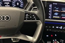 valkoinen Audi Q4 e-tron 2023 kuva 18.