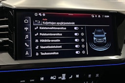 valkoinen Audi Q4 e-tron 2023 kuva 25.