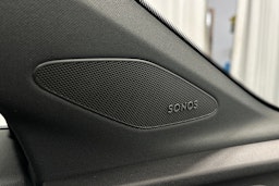 valkoinen Audi Q4 e-tron 2023 kuva 36.