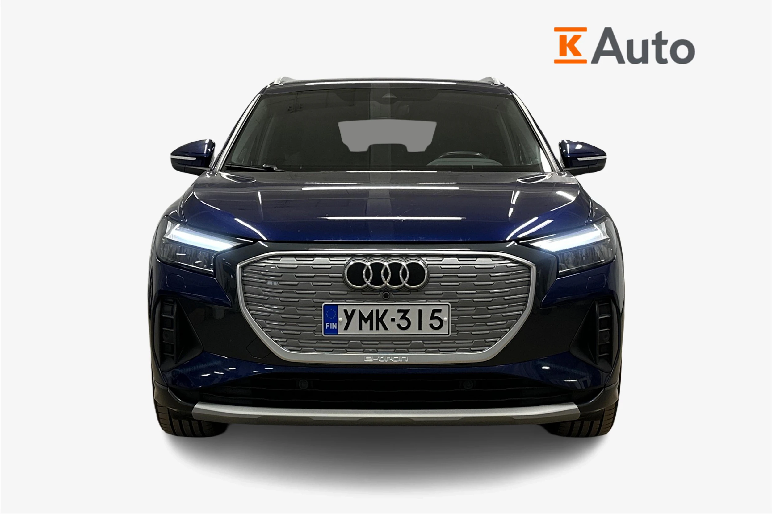 sininen Audi Q4 e-tron 2023 kuva 4.
