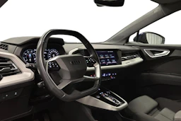 sininen Audi Q4 e-tron 2023 kuva 6.