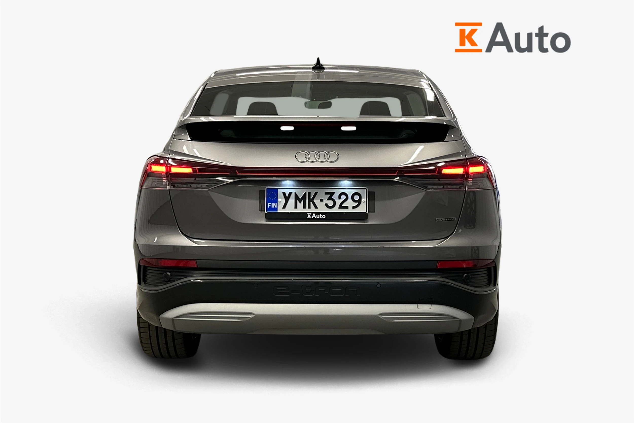 harmaa Audi Q4 e-tron 2023 kuva 4.