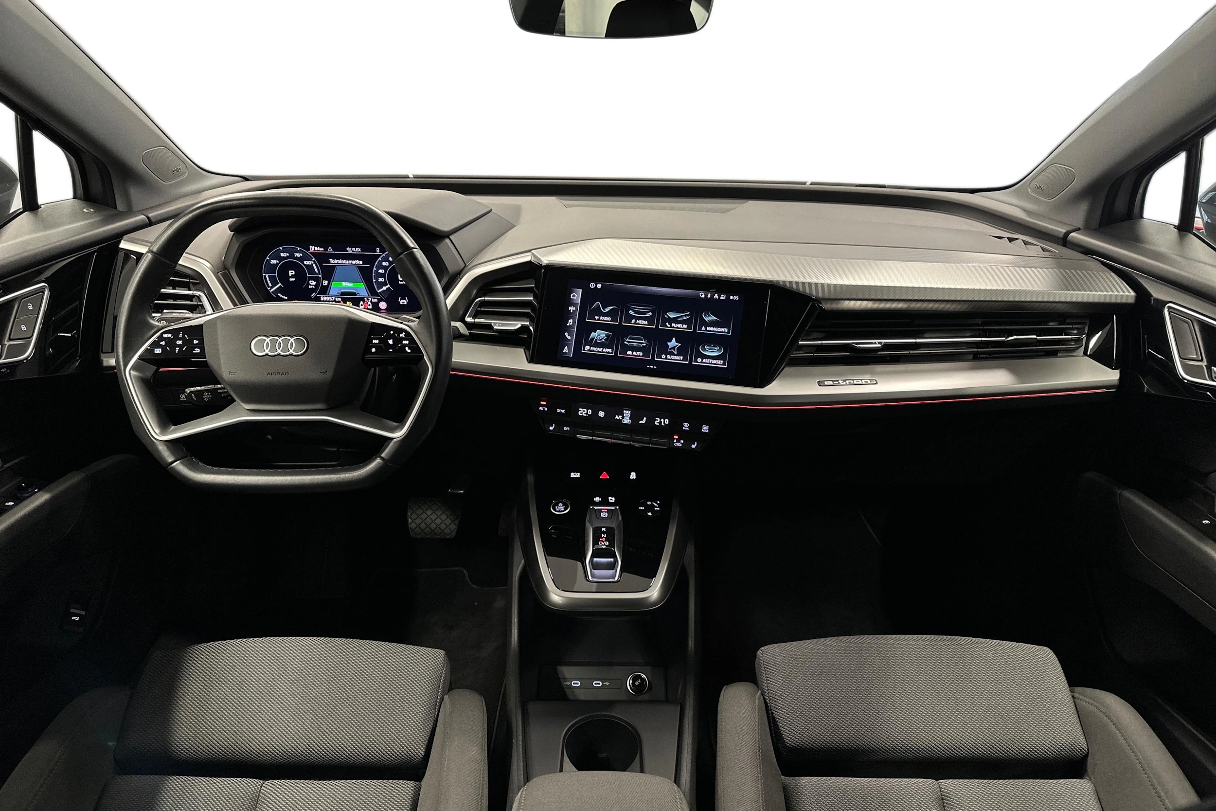 harmaa Audi Q4 e-tron 2023 kuva 9.