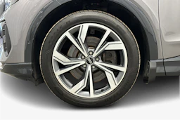 harmaa Audi Q4 e-tron 2023 kuva 12.