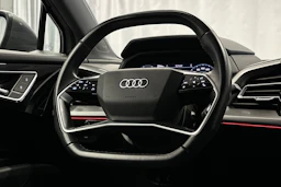 harmaa Audi Q4 e-tron 2023 kuva 20.