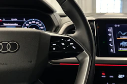 harmaa Audi Q4 e-tron 2023 kuva 22.