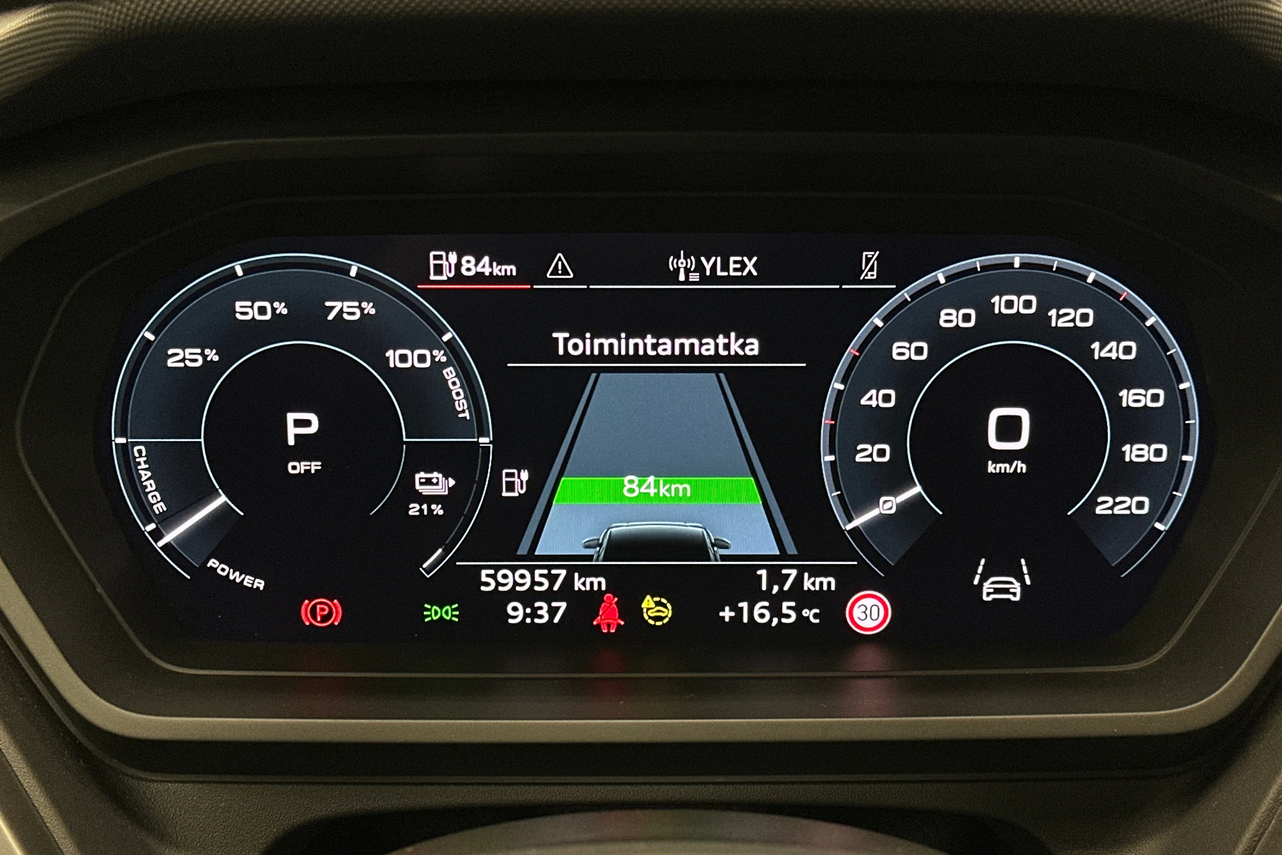 harmaa Audi Q4 e-tron 2023 kuva 24.