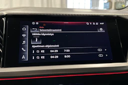 harmaa Audi Q4 e-tron 2023 kuva 26.