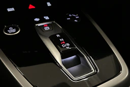 harmaa Audi Q4 e-tron 2023 kuva 31.