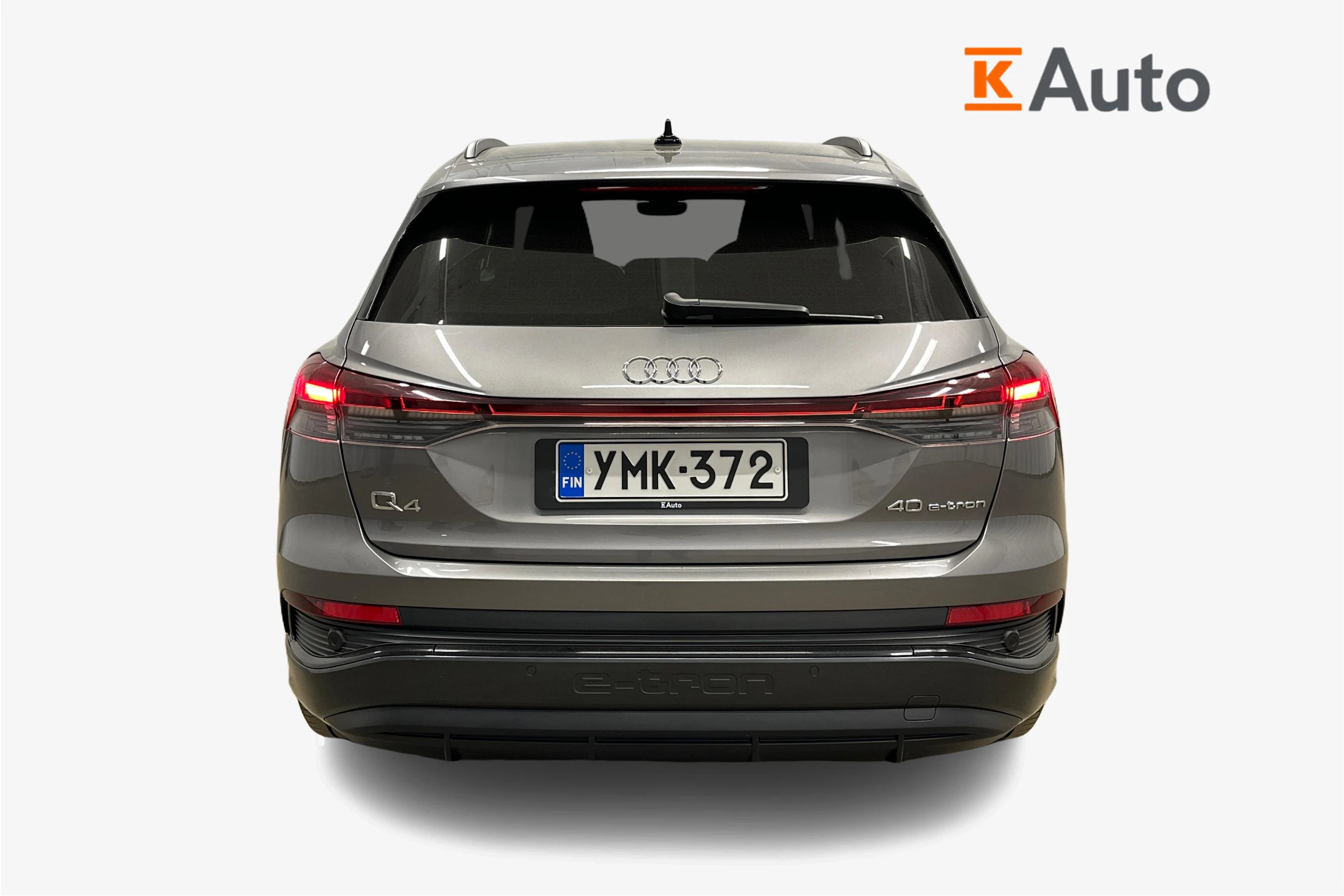 harmaa Audi Q4 e-tron 2023 kuva 4.