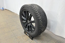 harmaa Audi Q4 e-tron 2023 kuva 15.