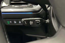 harmaa Audi Q4 e-tron 2023 kuva 18.