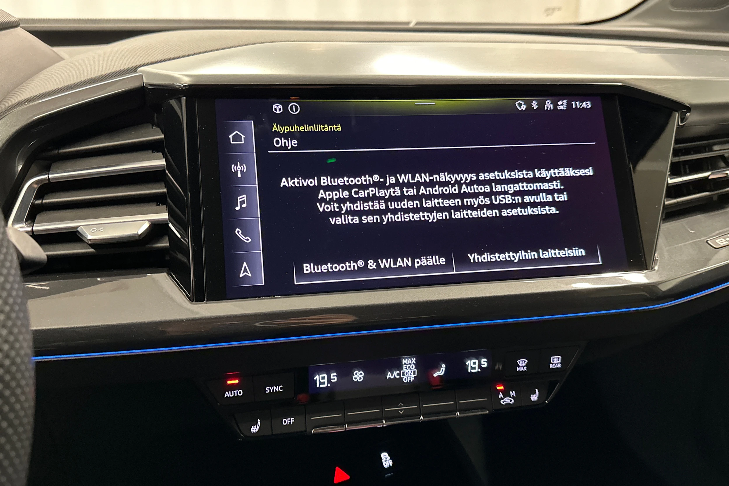 harmaa Audi Q4 e-tron 2023 kuva 20.