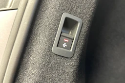 harmaa Audi Q4 e-tron 2023 kuva 30.