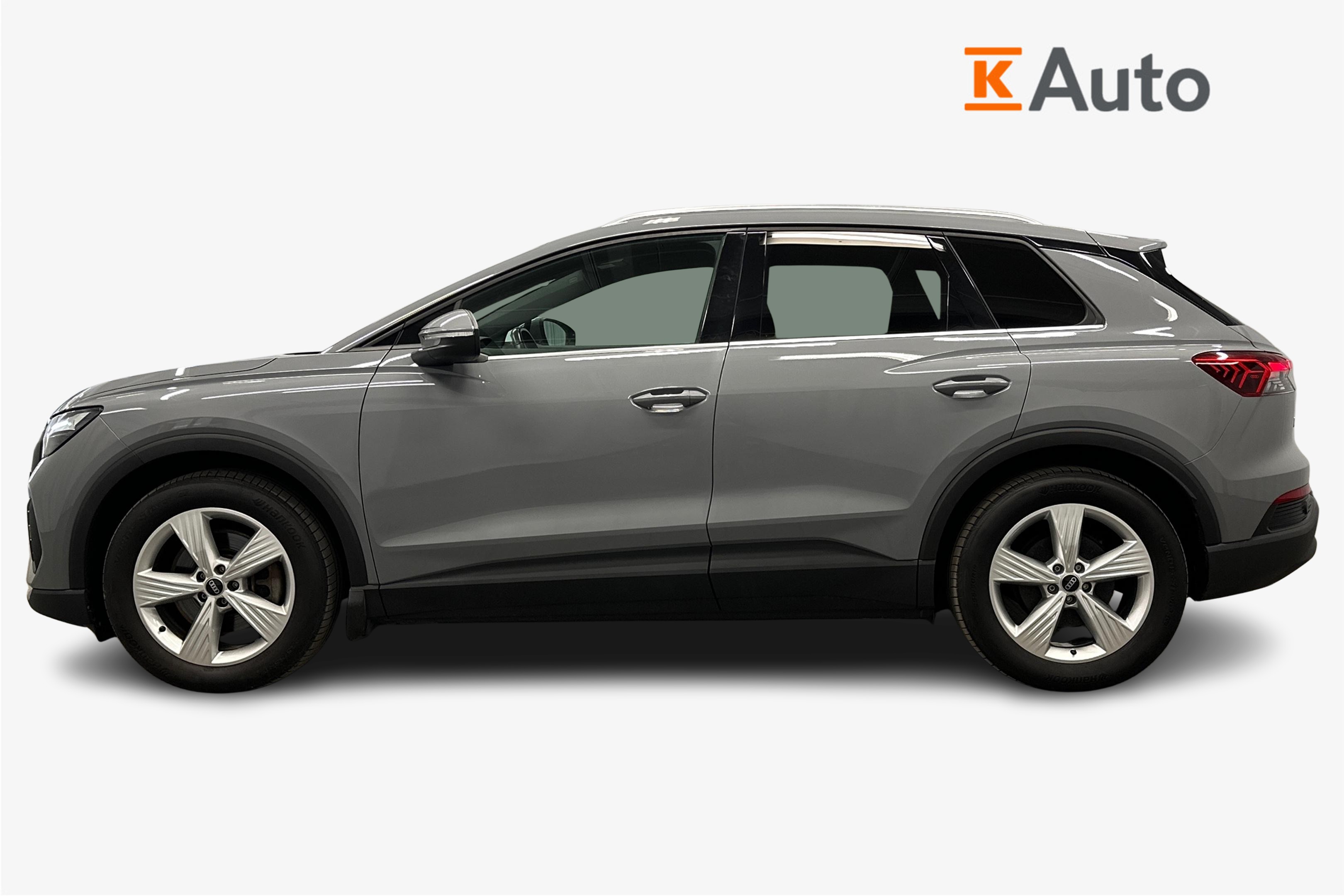 Audi Q4 e-tron 40 e-tron 2023, photo 5/28