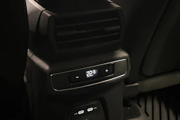 harmaa Audi Q4 e-tron 2023 kuva 18.