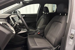 harmaa Audi Q4 e-tron 2023 kuva 19.