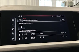 harmaa Audi Q4 e-tron 2023 kuva 26.