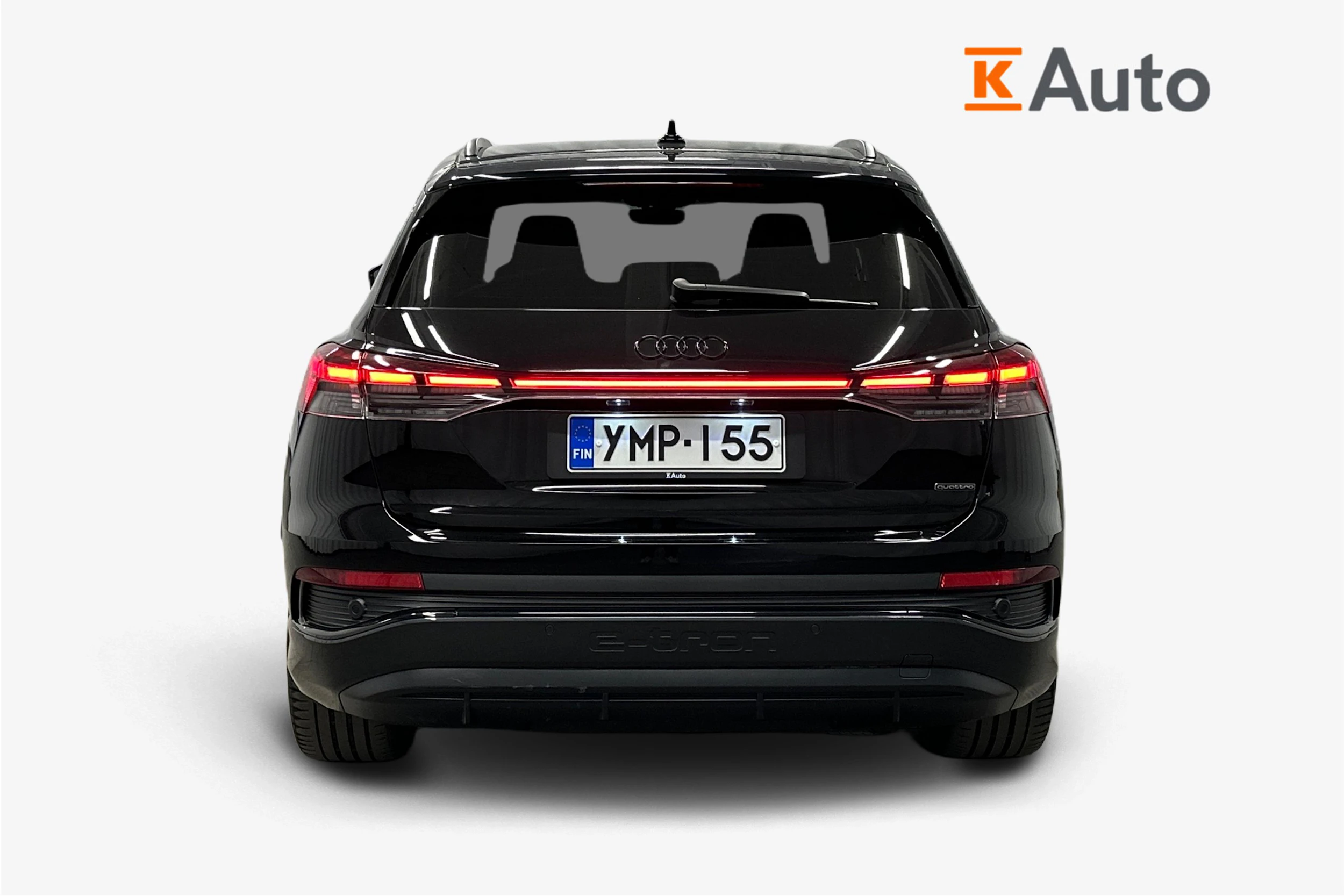 musta Audi Q4 e-tron 2023 kuva 3.