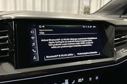 musta Audi Q4 e-tron 2023 kuva 14.