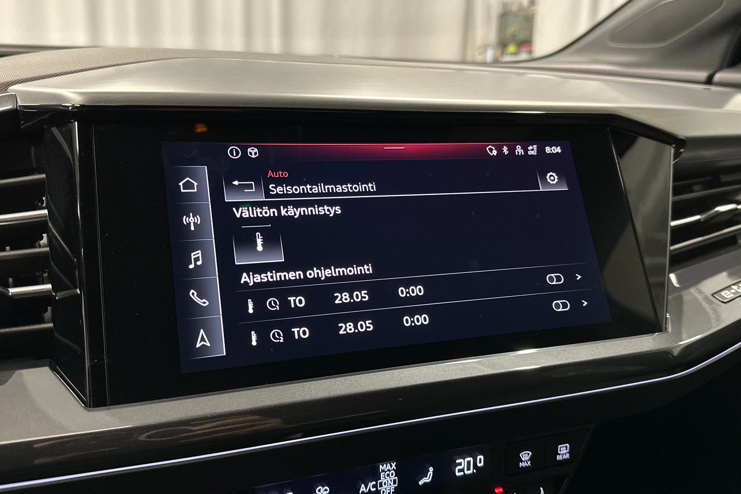 musta Audi Q4 e-tron 2023 kuva 16.