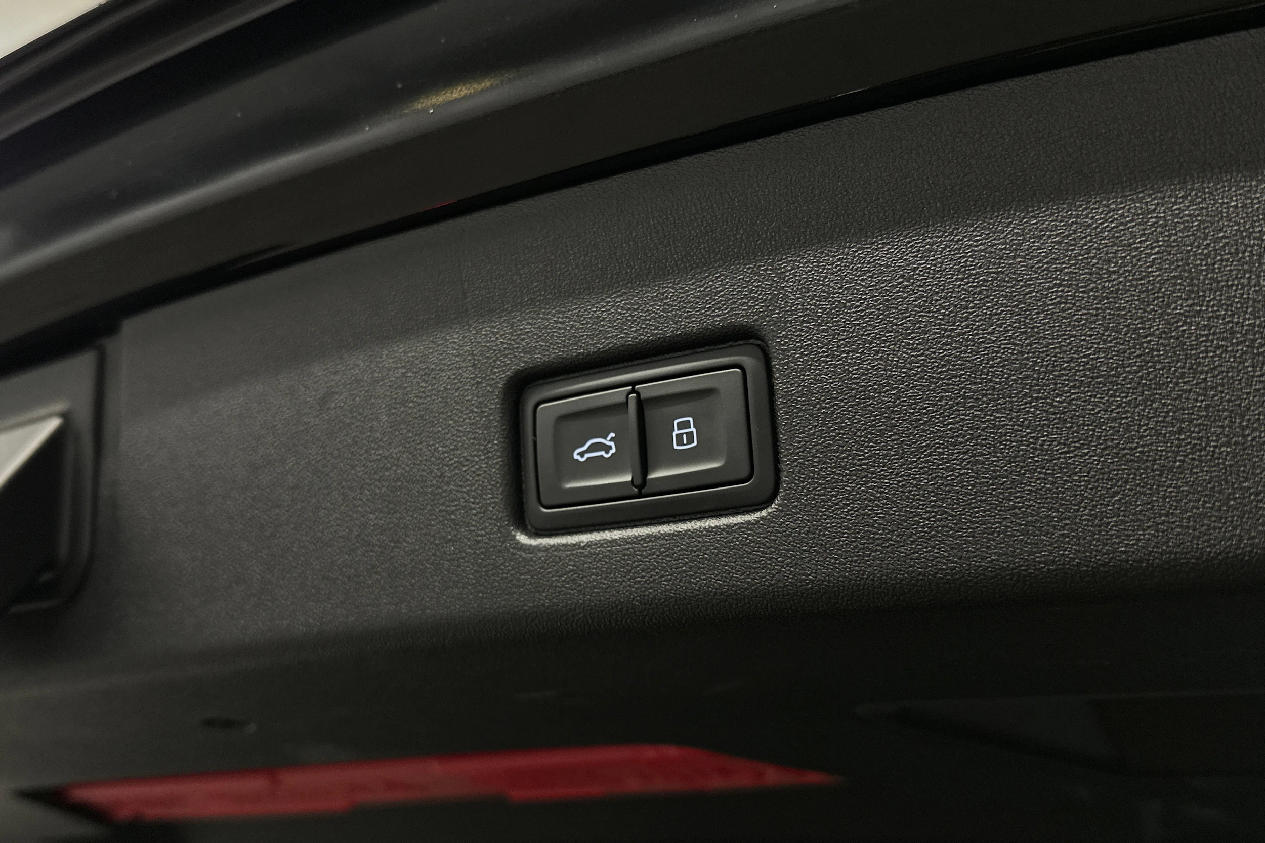 musta Audi Q4 e-tron 2023 kuva 26.