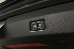 musta Audi Q4 e-tron 2023 kuva 26.