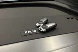 musta Audi Q4 e-tron 2023 kuva 28.