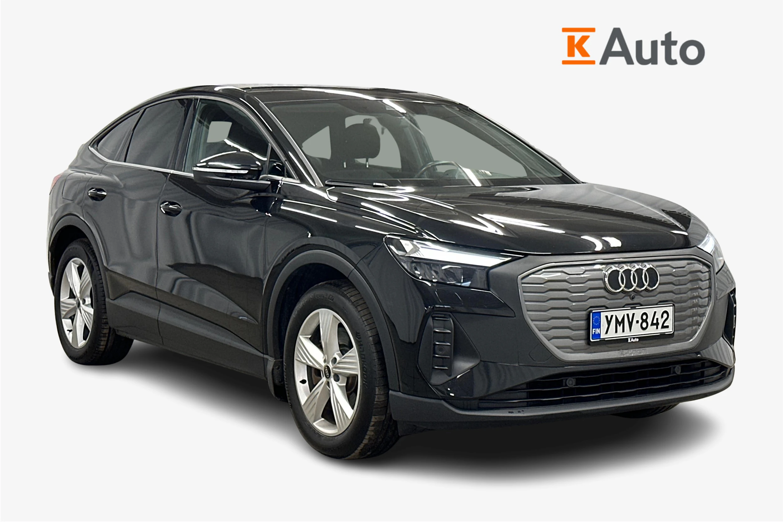 musta Audi Q4 e-tron 2023 kuva 1.