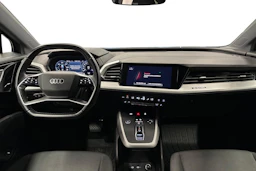 musta Audi Q4 e-tron 2023 kuva 7.