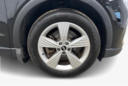musta Audi Q4 e-tron 2023 kuva 9.