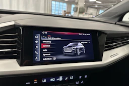 musta Audi Q4 e-tron 2023 kuva 16.
