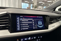musta Audi Q4 e-tron 2023 kuva 19.