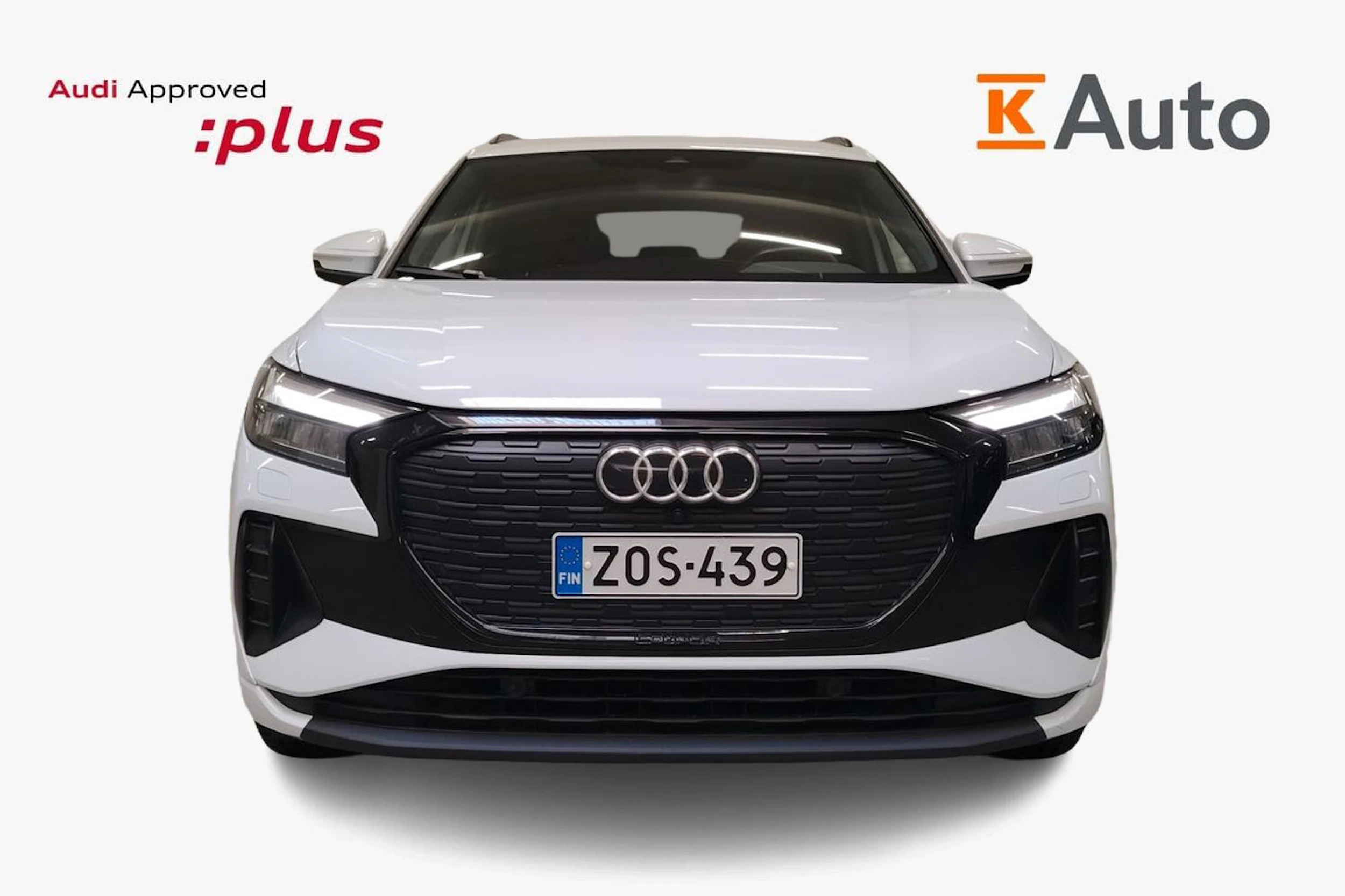 Valkoinen Audi Q4 e-tron 2023 kuva 4.