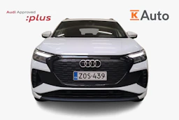 Valkoinen Audi Q4 e-tron 2023 kuva 4.