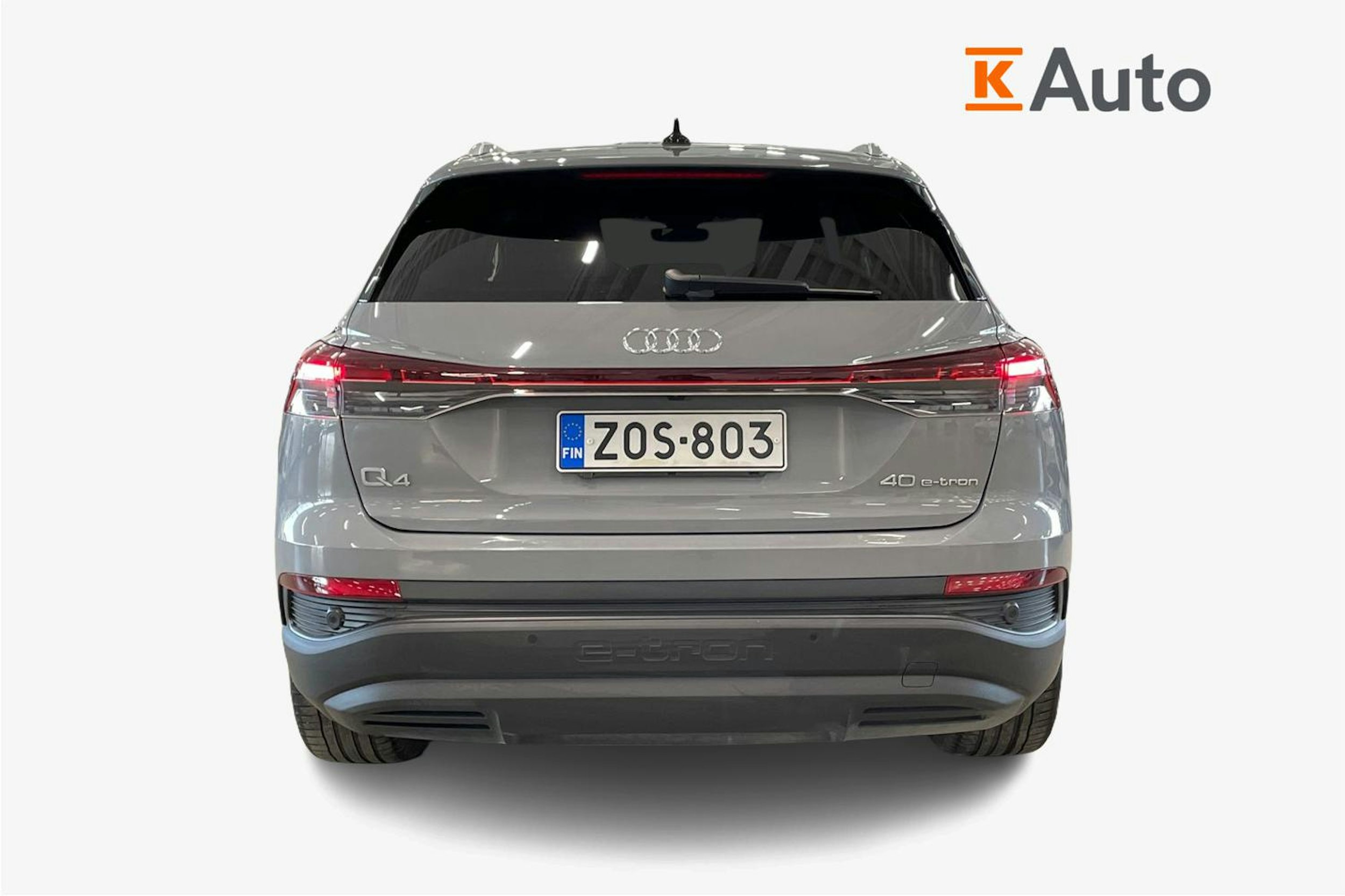 harmaa Audi Q4 e-tron 2023 kuva 3.