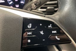 harmaa Audi Q4 e-tron 2023 kuva 17.
