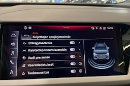harmaa Audi Q4 e-tron 2023 kuva 34.