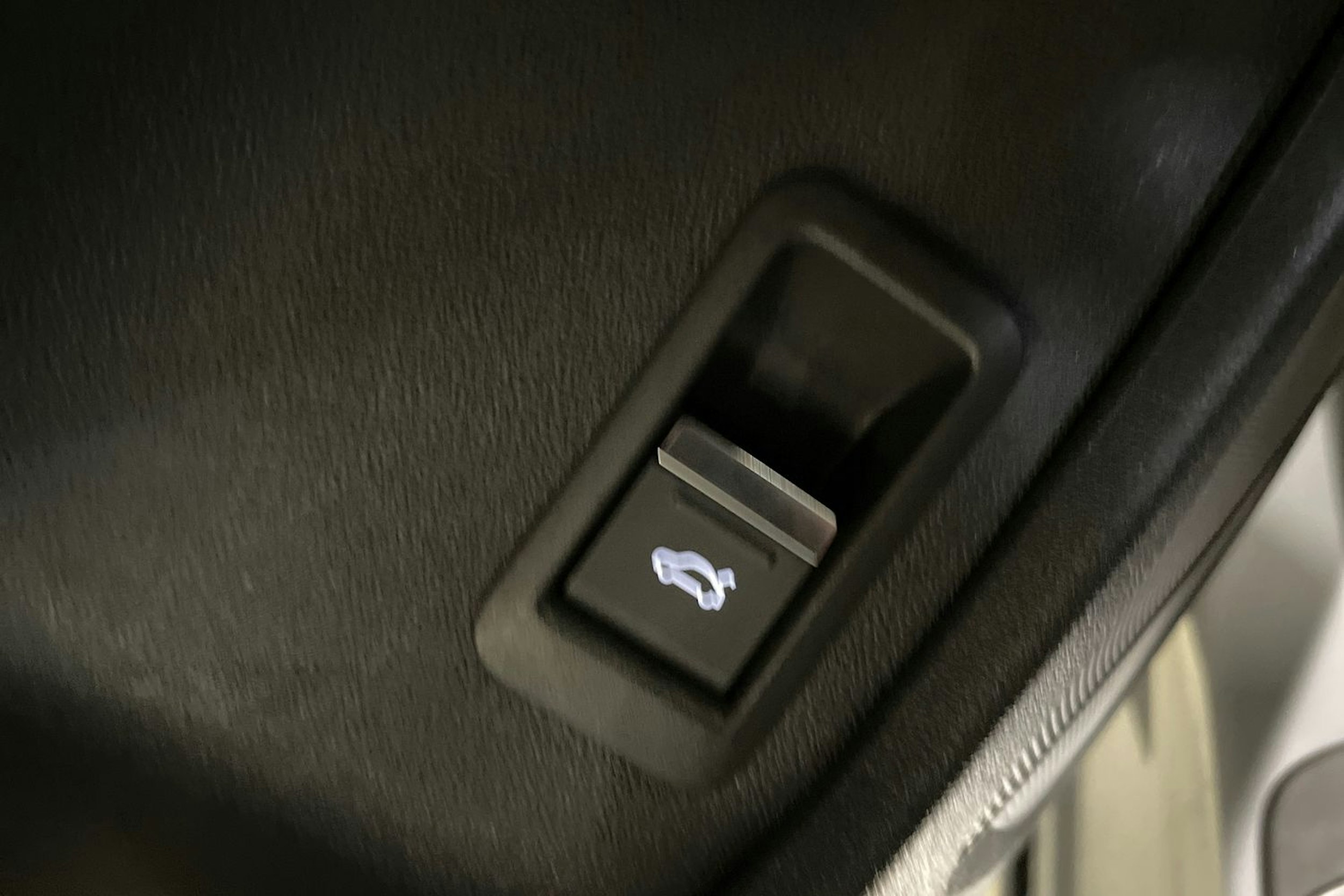 harmaa Audi Q4 e-tron 2023 kuva 43.