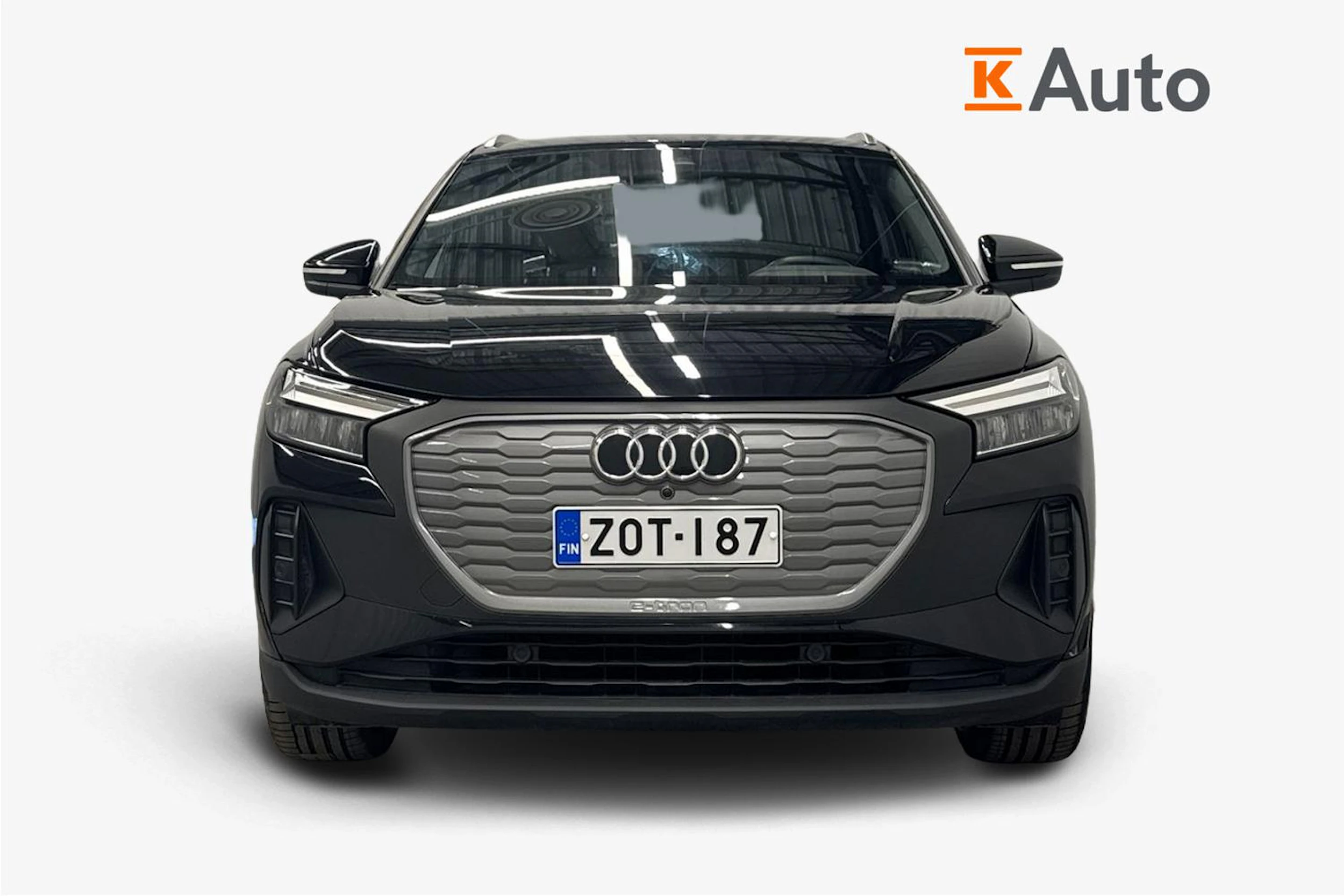 musta Audi Q4 e-tron 2023 kuva 4.