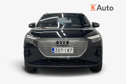 musta Audi Q4 e-tron 2023 kuva 4.