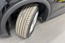 musta Audi Q4 e-tron 2023 kuva 10.