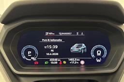 musta Audi Q4 e-tron 2023 kuva 15.