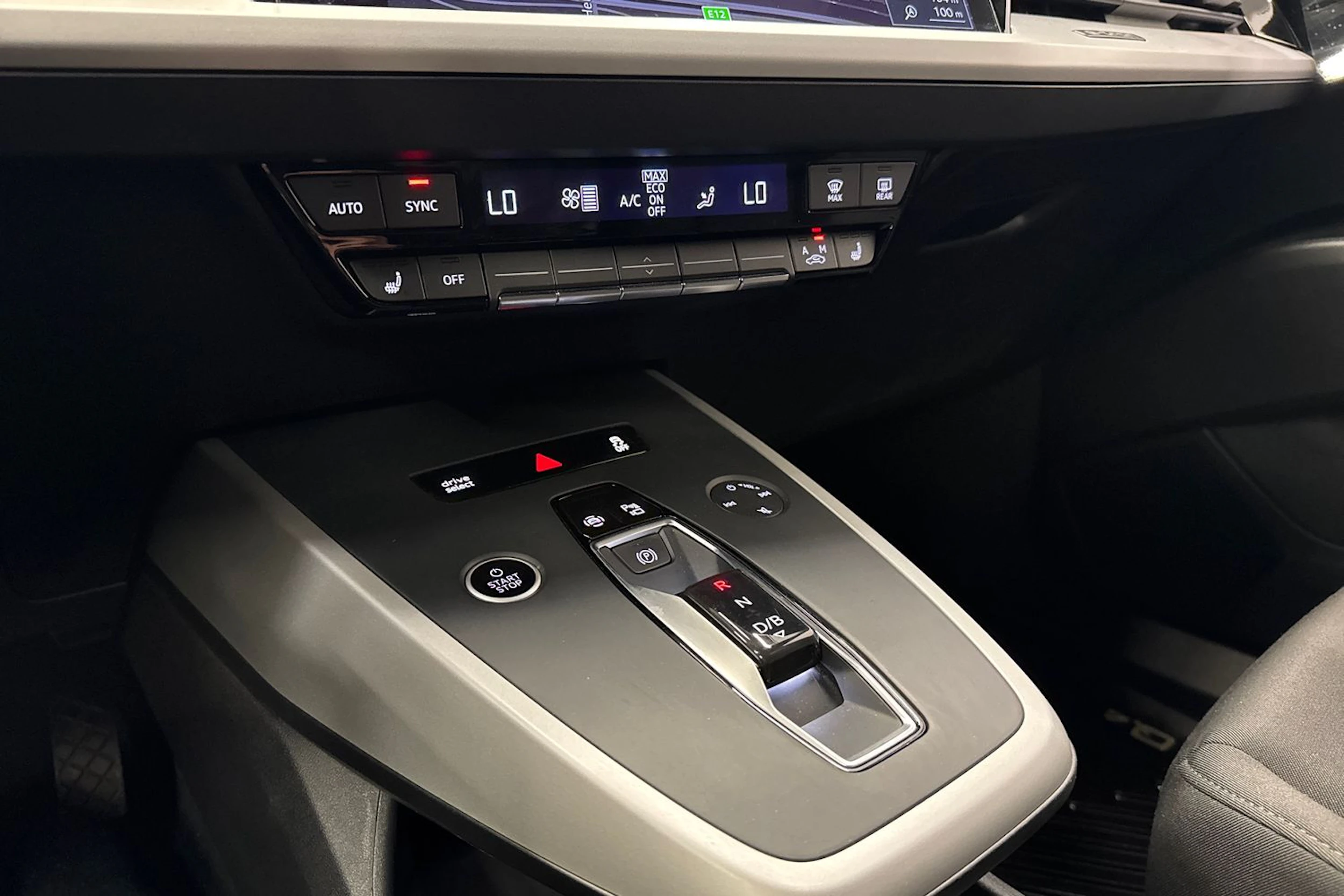 musta Audi Q4 e-tron 2023 kuva 23.