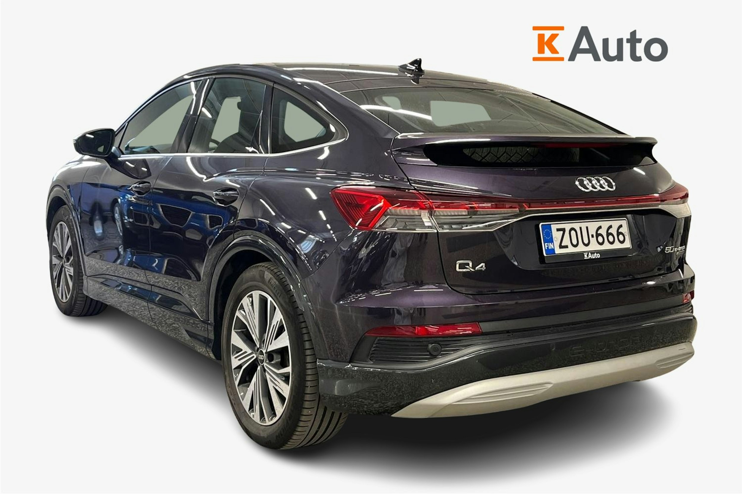 violetti Audi Q4 e-tron 2023 kuva 2.