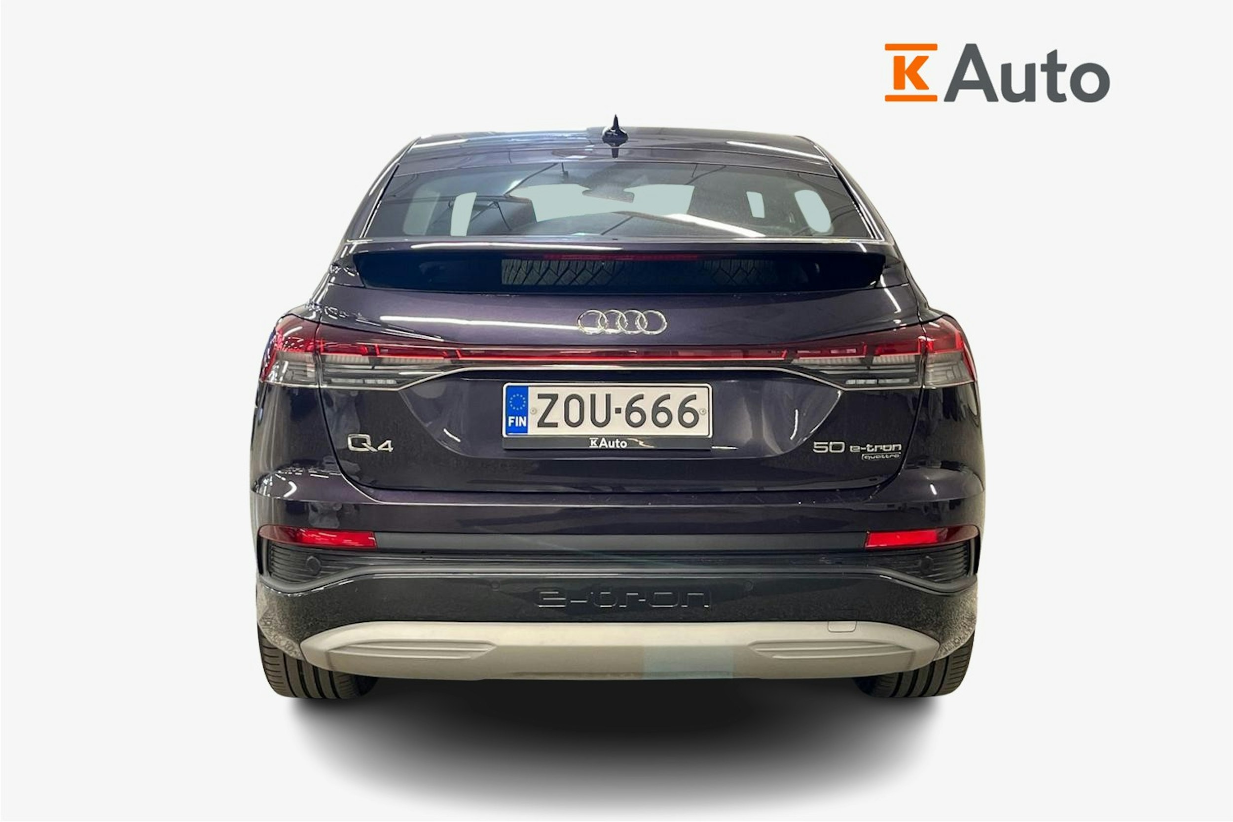 violetti Audi Q4 e-tron 2023 kuva 3.