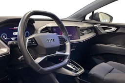 violetti Audi Q4 e-tron 2023 kuva 7.